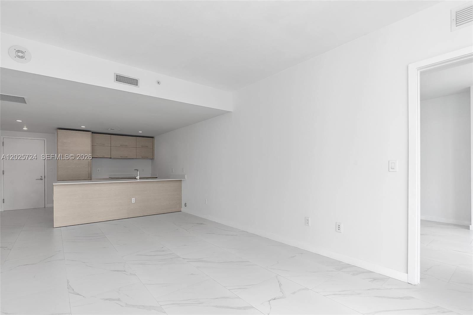 1300 S Miami Ave #3211 Miami, FL 33130