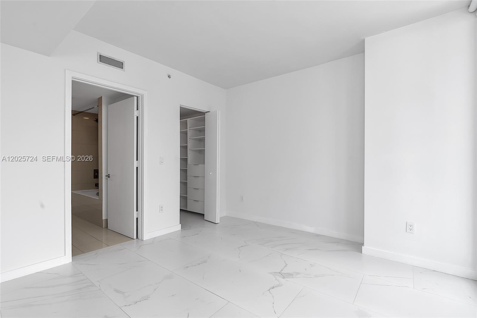 1300 S Miami Ave #3211 Miami, FL 33130
