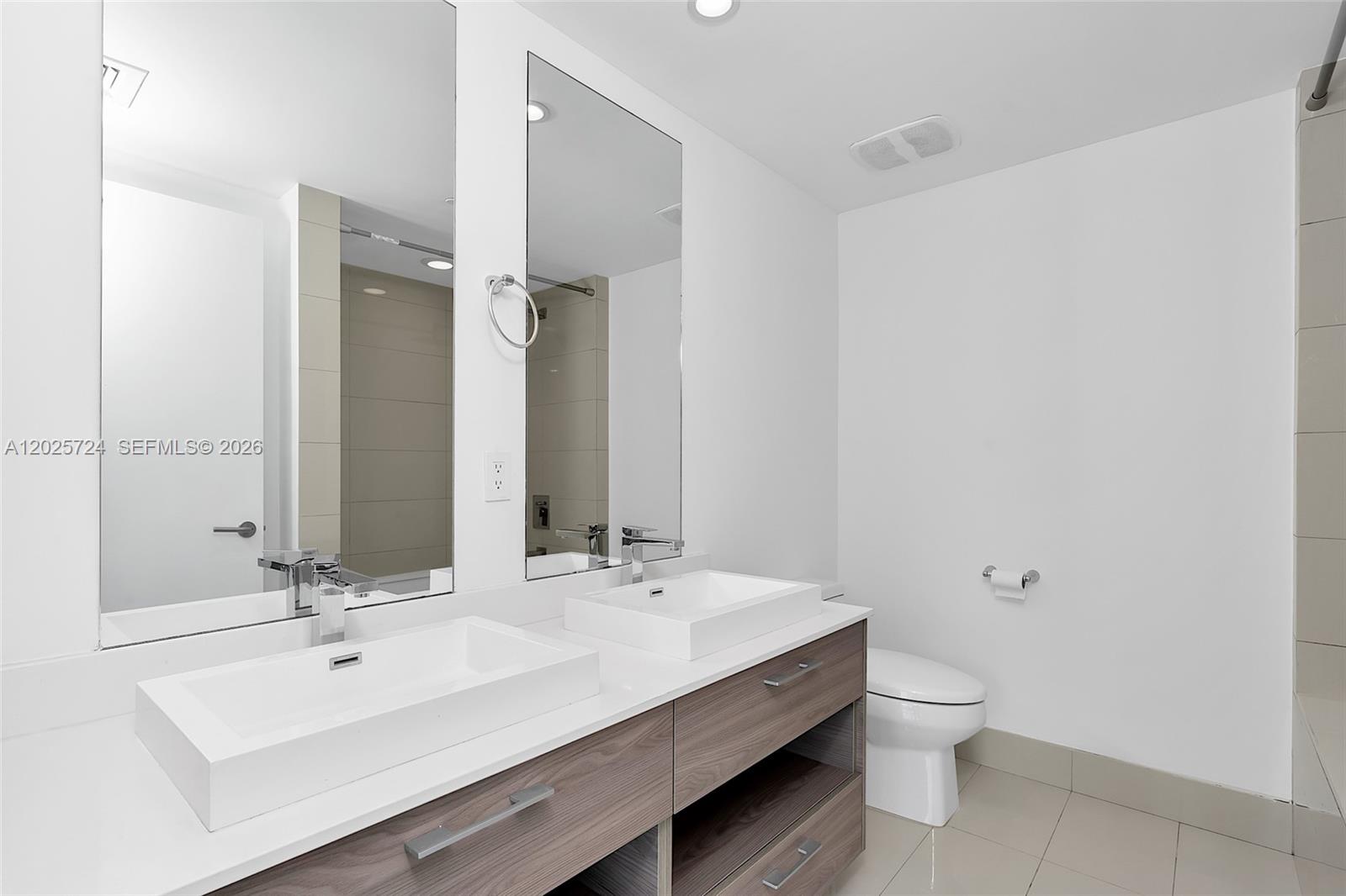 1300 S Miami Ave #3211 Miami, FL 33130