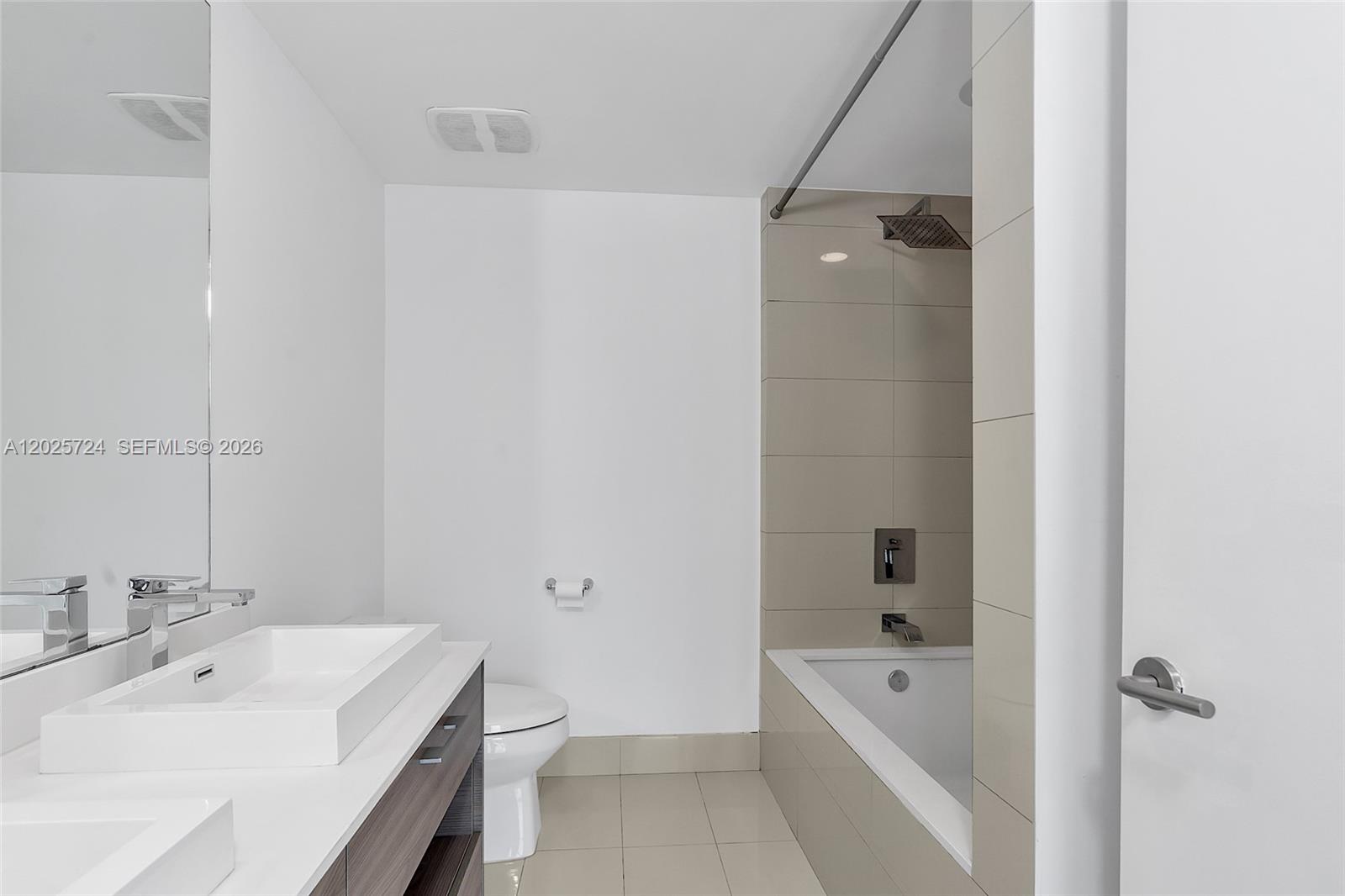 1300 S Miami Ave #3211 Miami, FL 33130