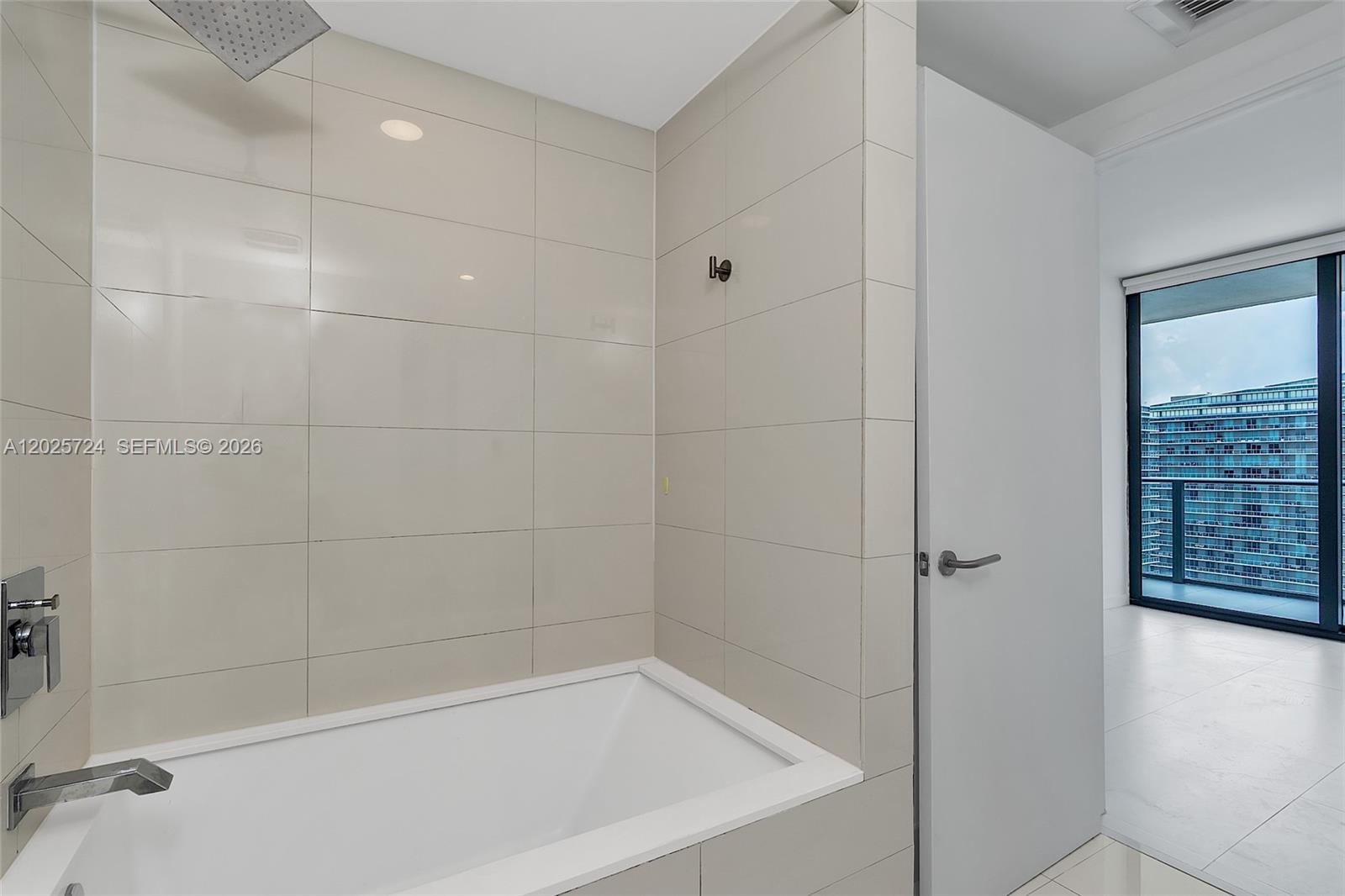 1300 S Miami Ave #3211 Miami, FL 33130