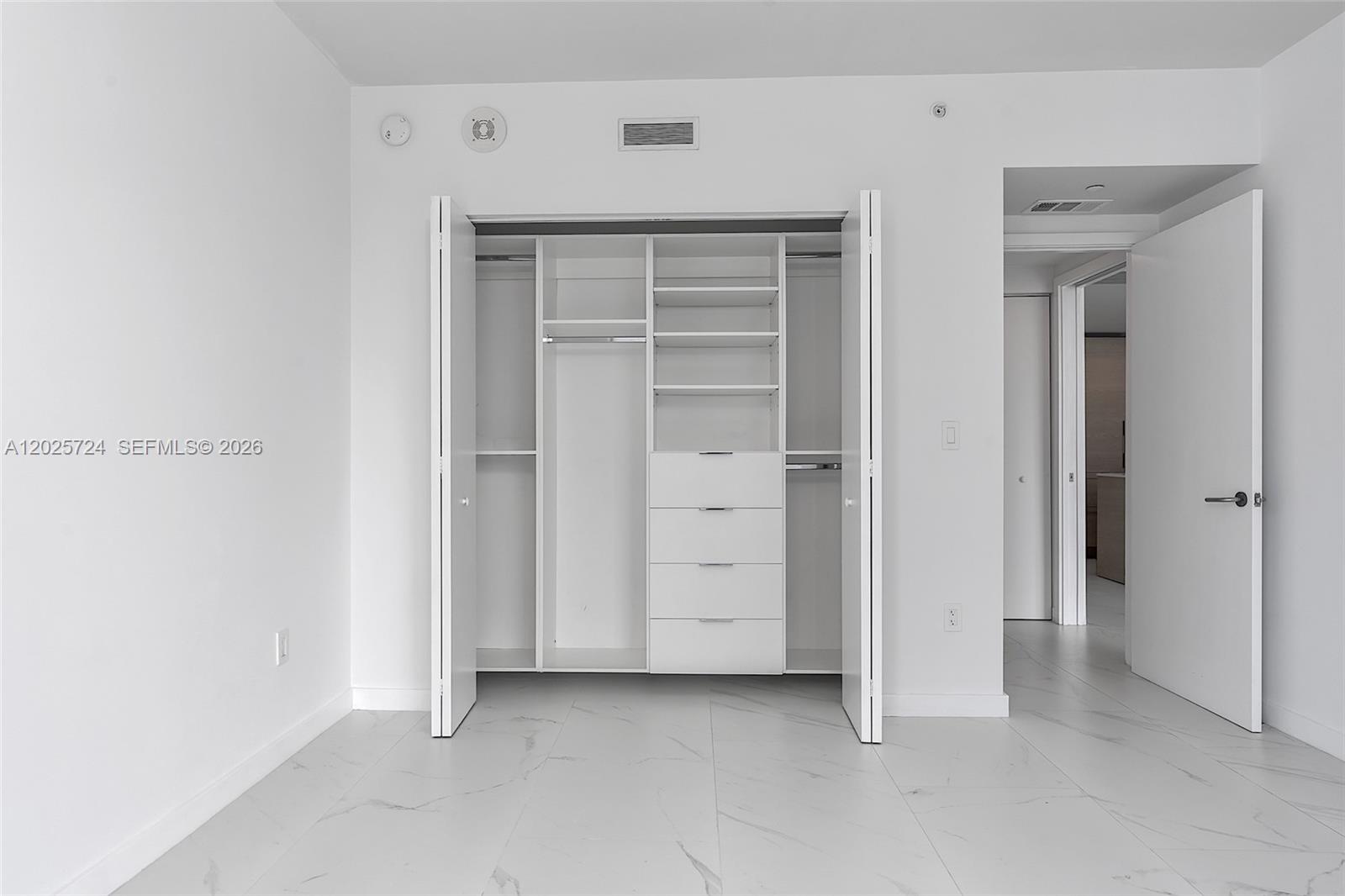 1300 S Miami Ave #3211 Miami, FL 33130