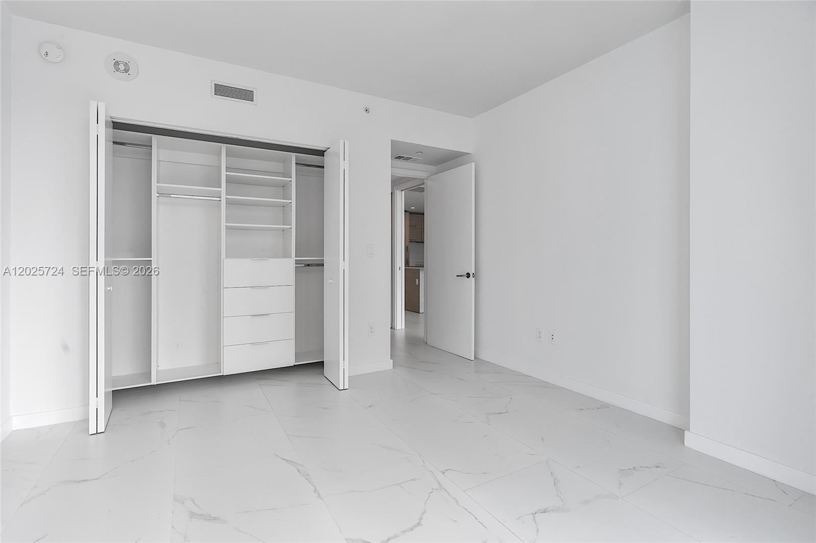 1300 S Miami Ave #3211 Miami, FL 33130