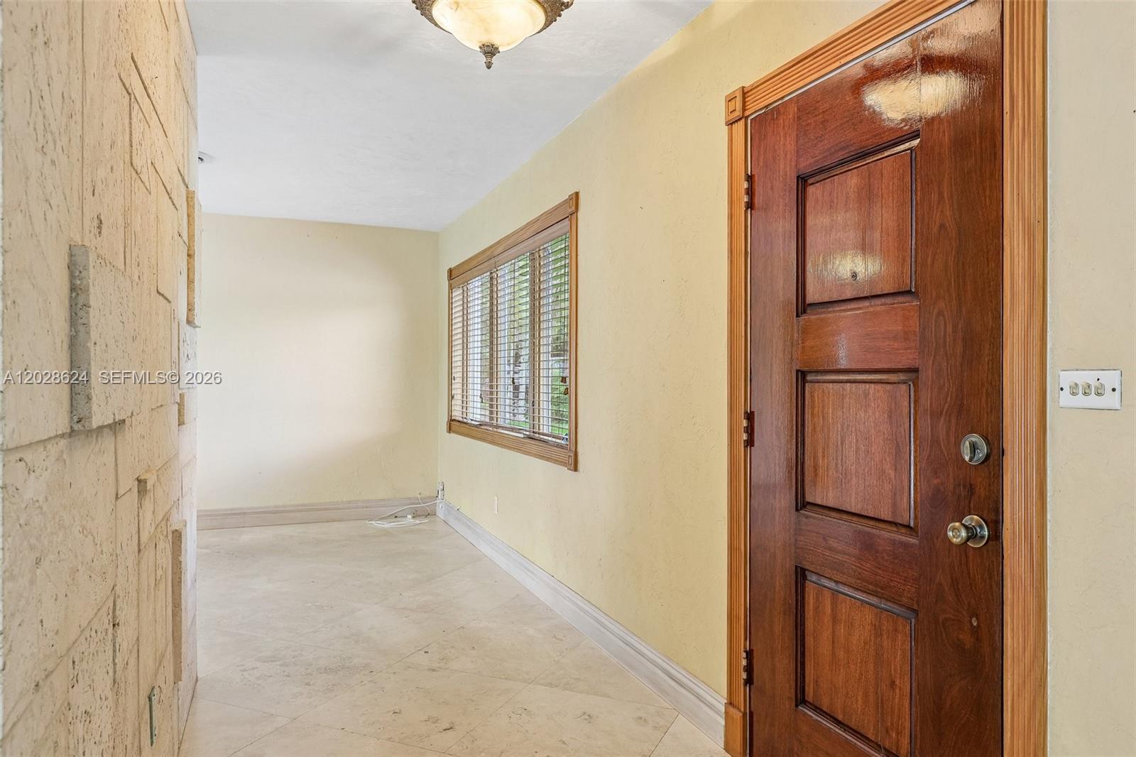 14401 SW 98th Ct Miami, FL 33176