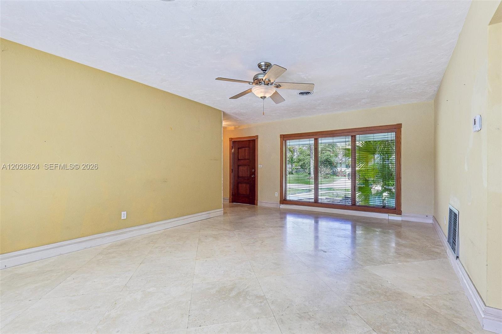 14401 SW 98th Ct Miami, FL 33176