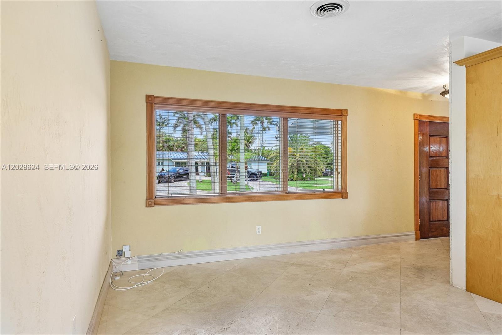 14401 SW 98th Ct Miami, FL 33176
