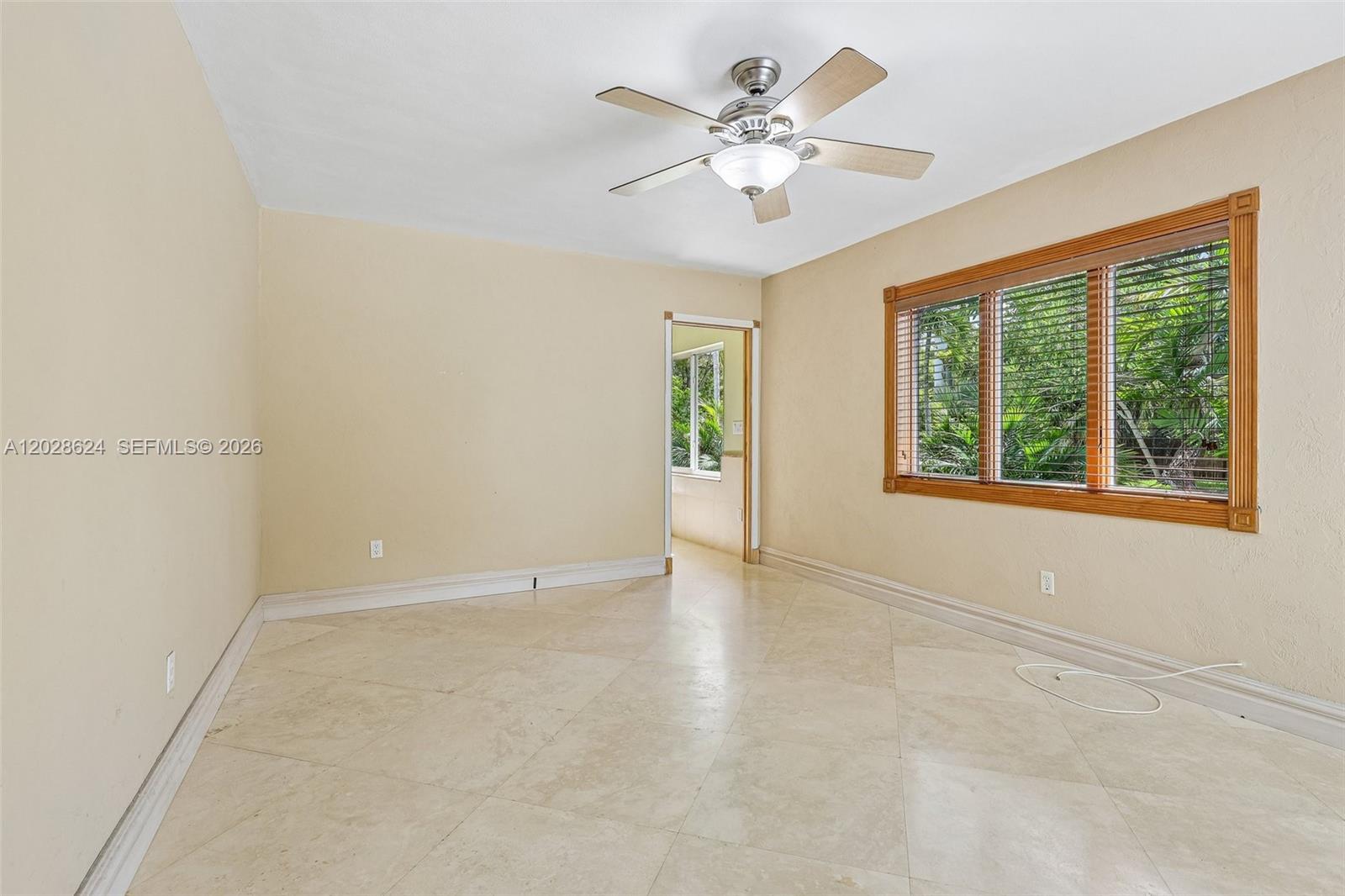 14401 SW 98th Ct Miami, FL 33176