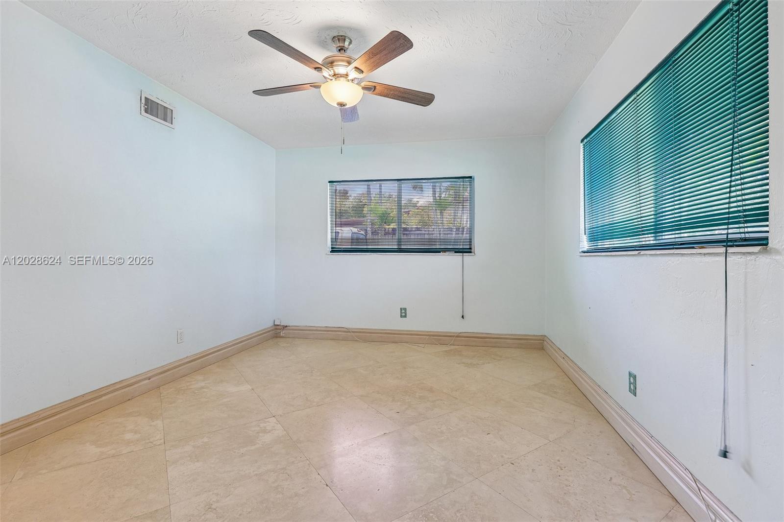 14401 SW 98th Ct Miami, FL 33176