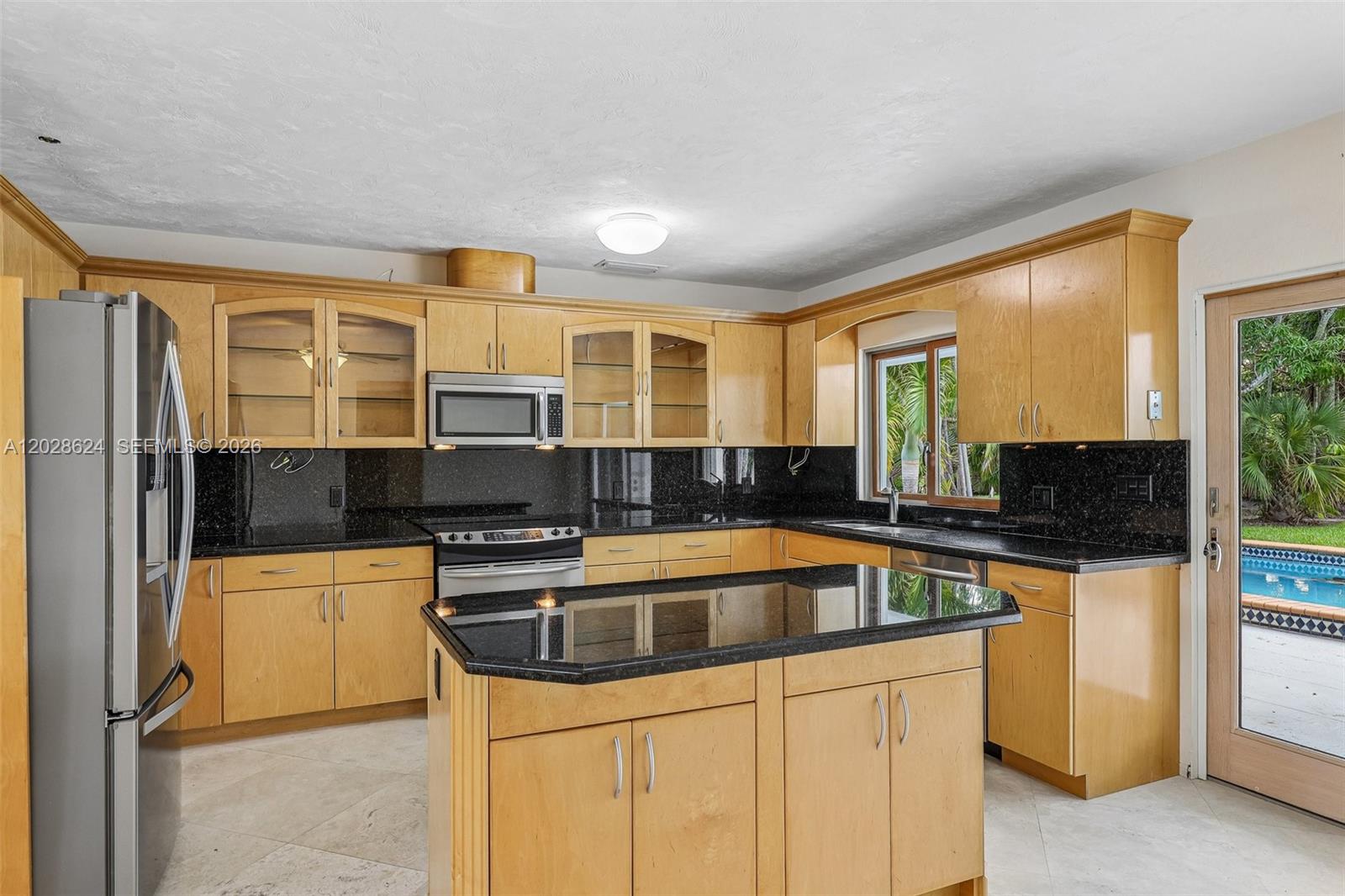 14401 SW 98th Ct Miami, FL 33176