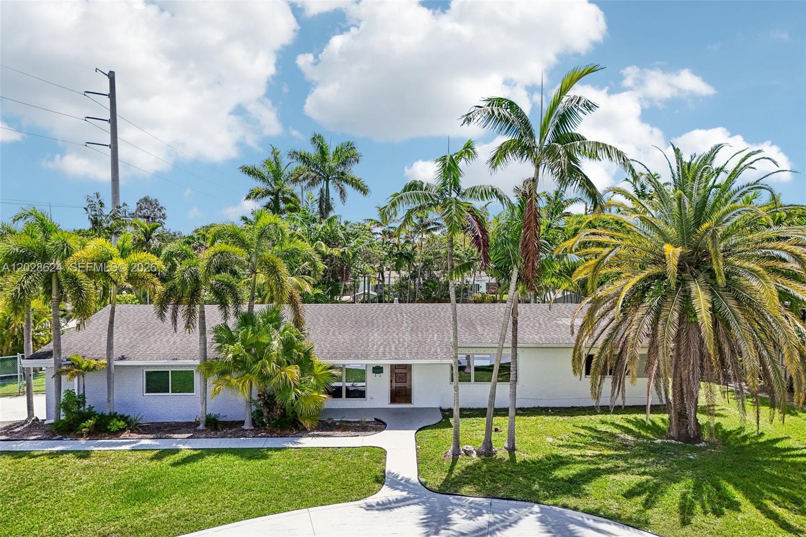 14401 SW 98th Ct Miami, FL 33176