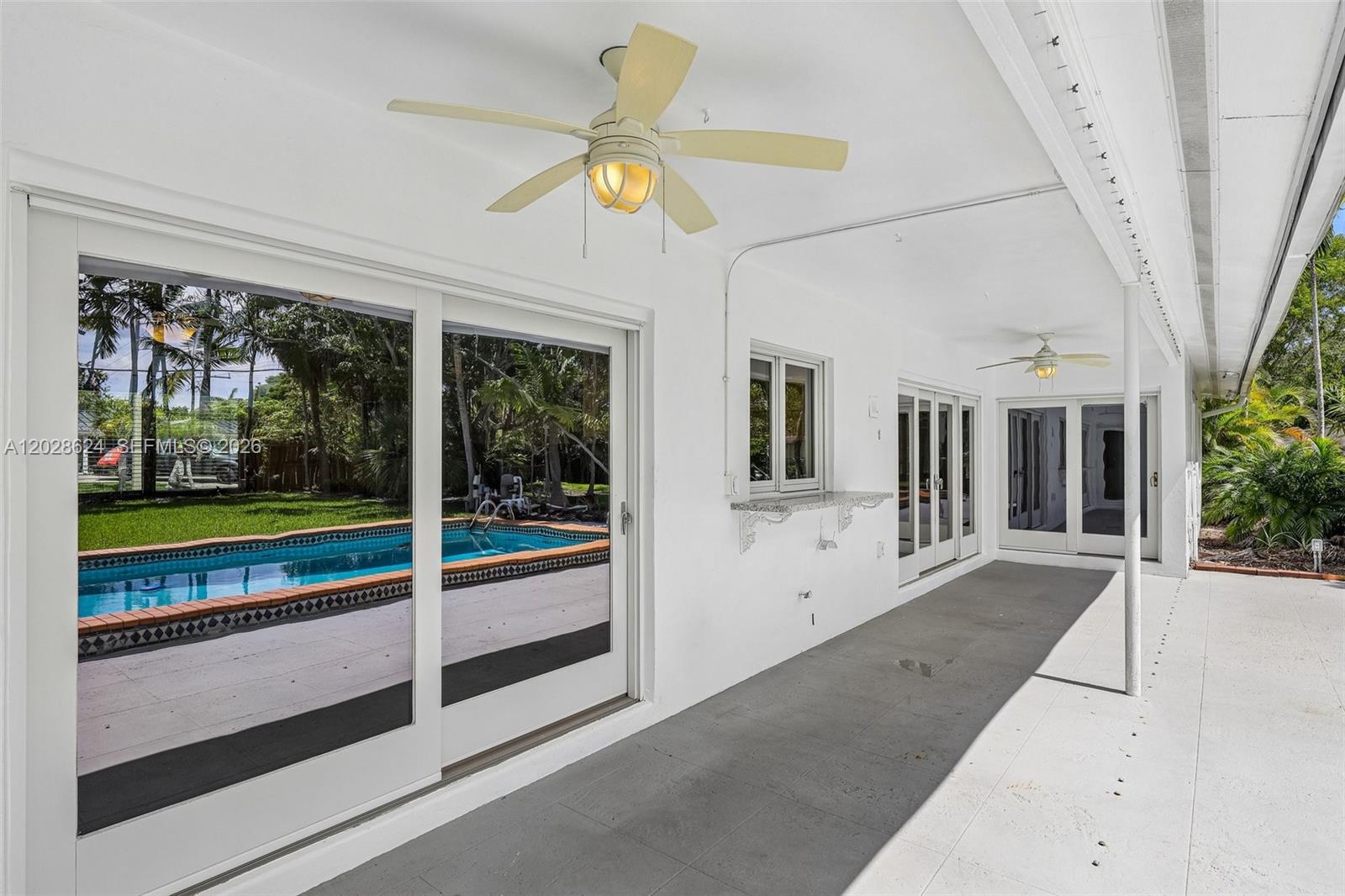 14401 SW 98th Ct Miami, FL 33176