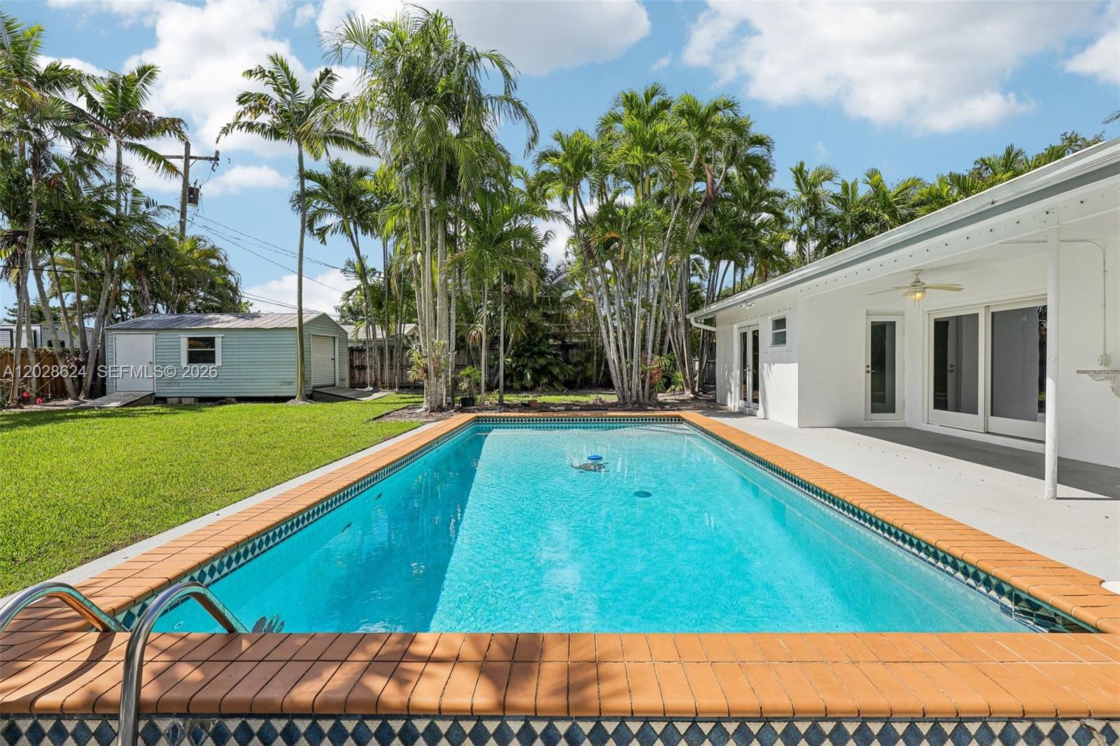 14401 SW 98th Ct Miami, FL 33176