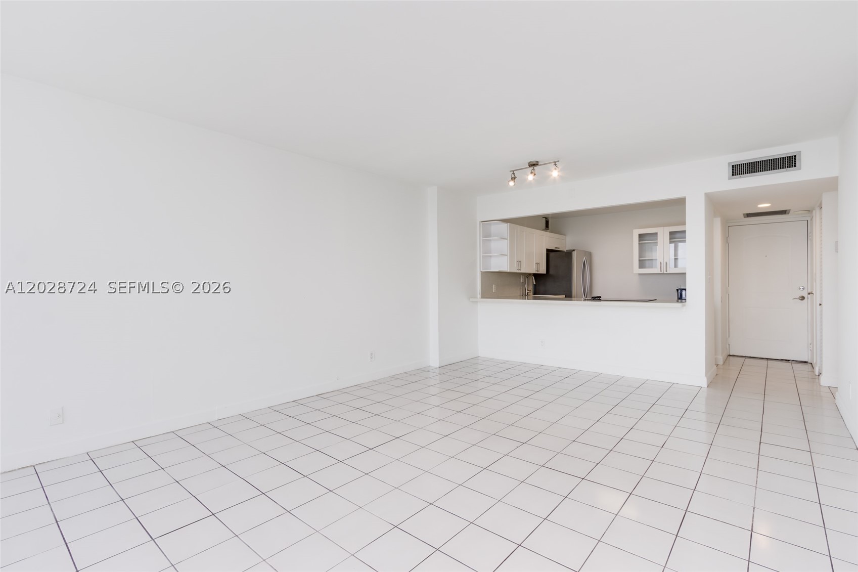 image Arlen House East12