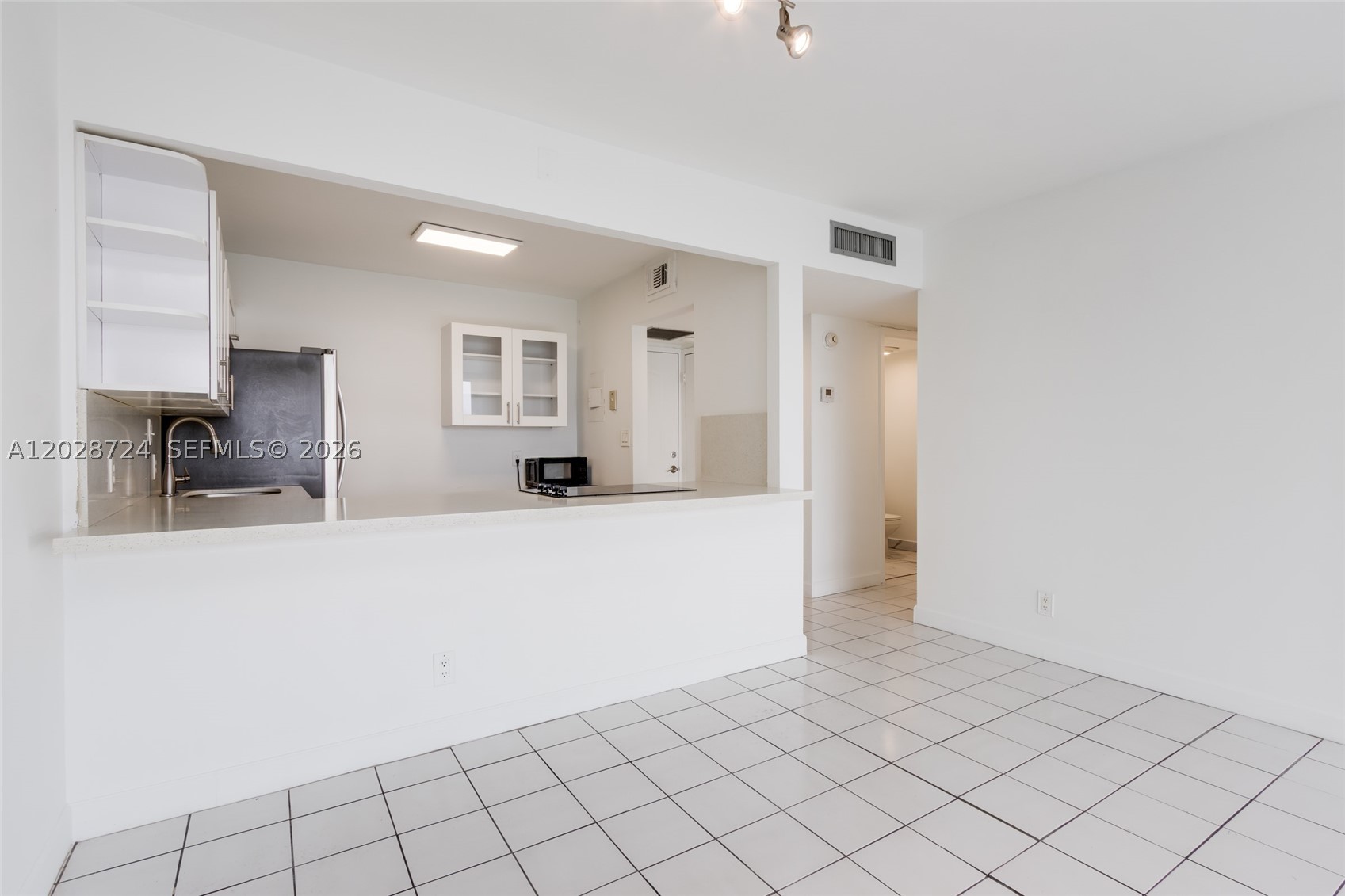 image Arlen House East13