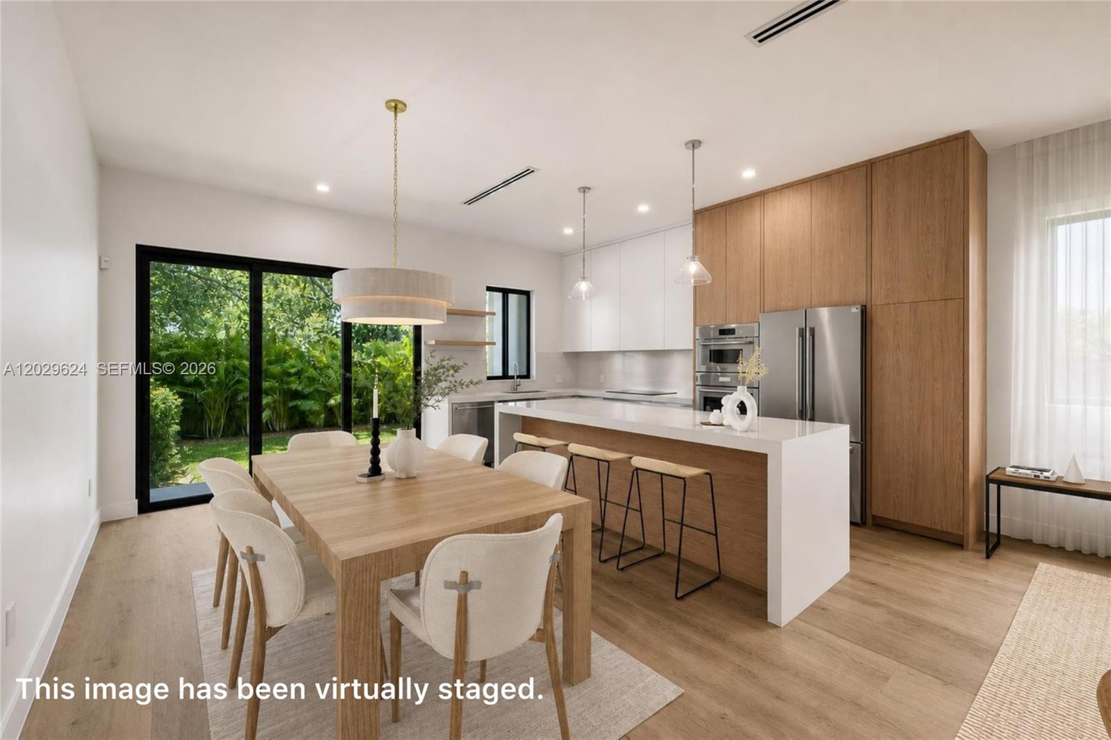 2735 SW 23rd Ter Miami, FL 33145