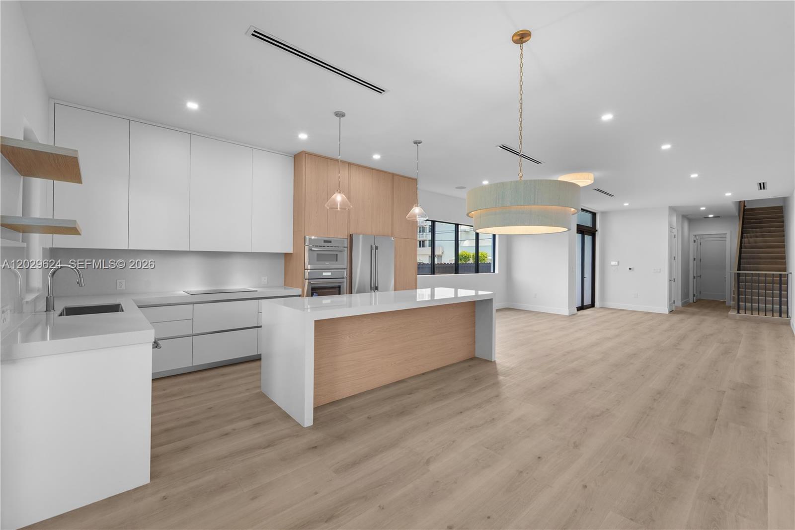 2735 SW 23rd Ter Miami, FL 33145