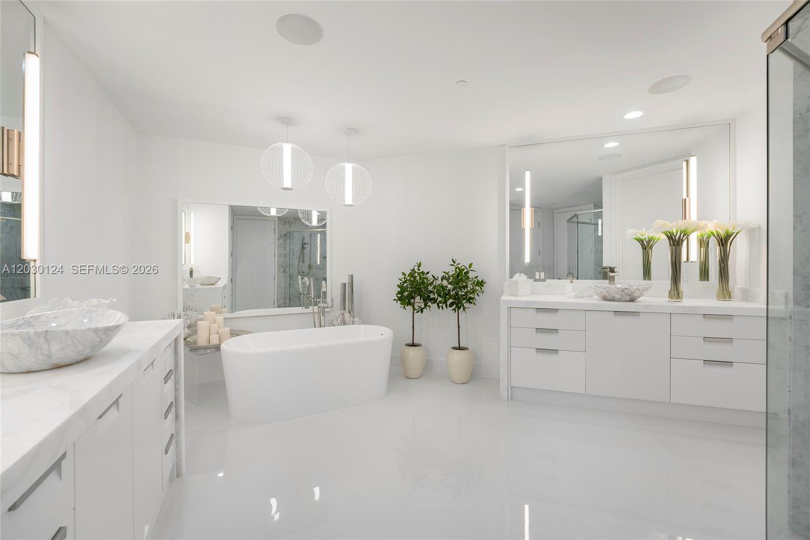 5959 Collins Ave #807 Miami Beach, FL 33140