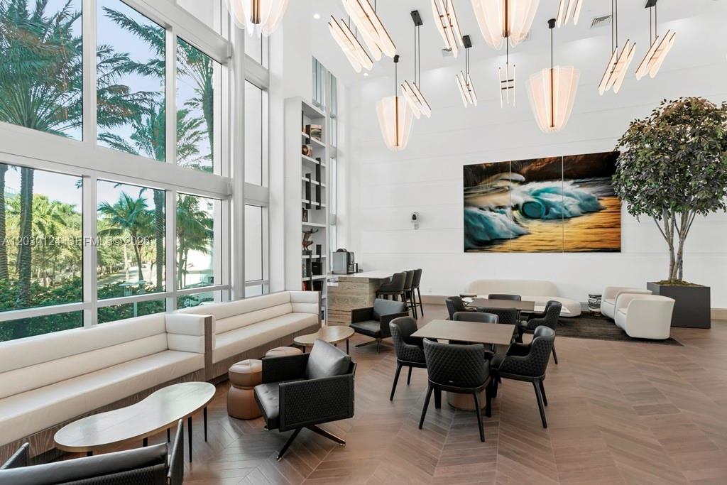 5959 Collins Ave #807 Miami Beach, FL 33140
