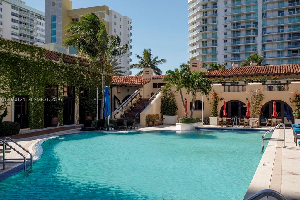 5959 Collins Ave #807 Miami Beach, FL 33140