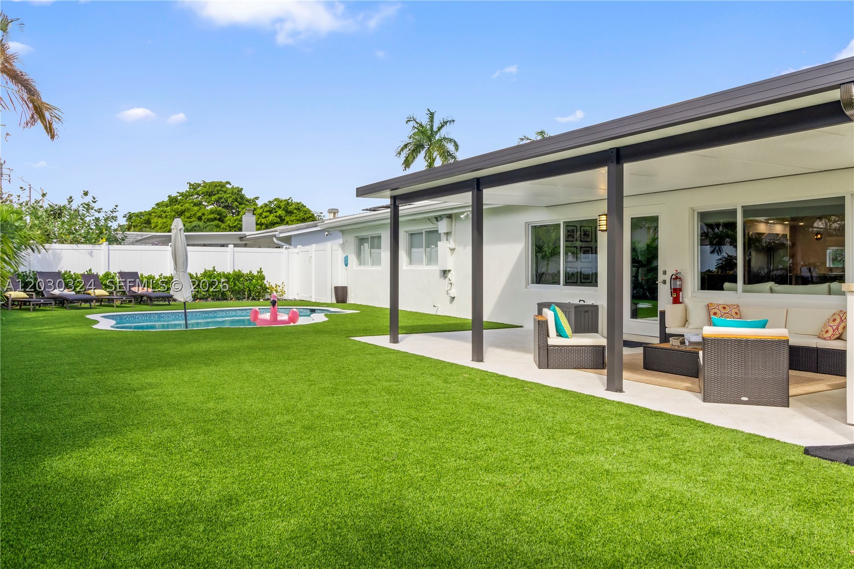 2862 NE 35th Ct Lighthouse Point, FL 33064