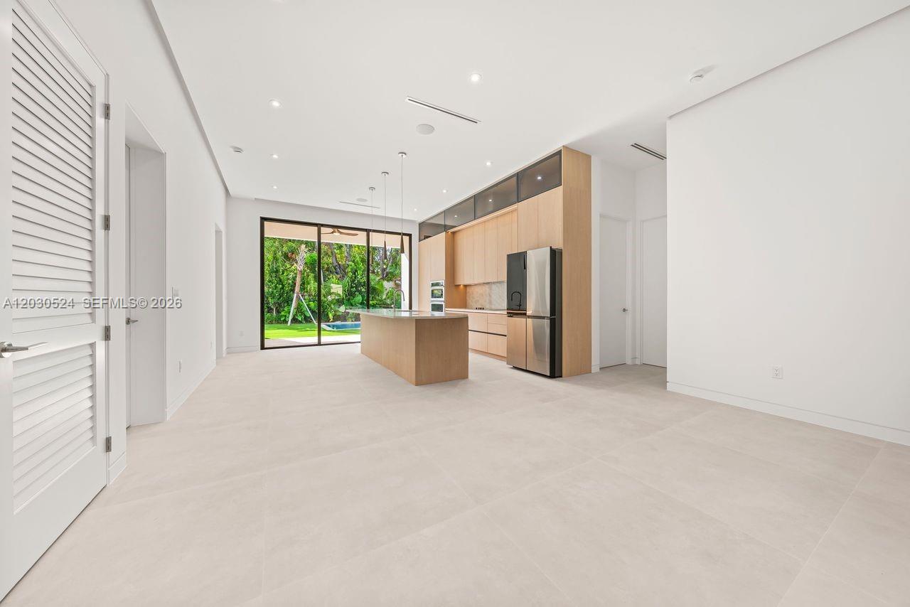 1910 SW 33rd Ave Miami, FL 33145