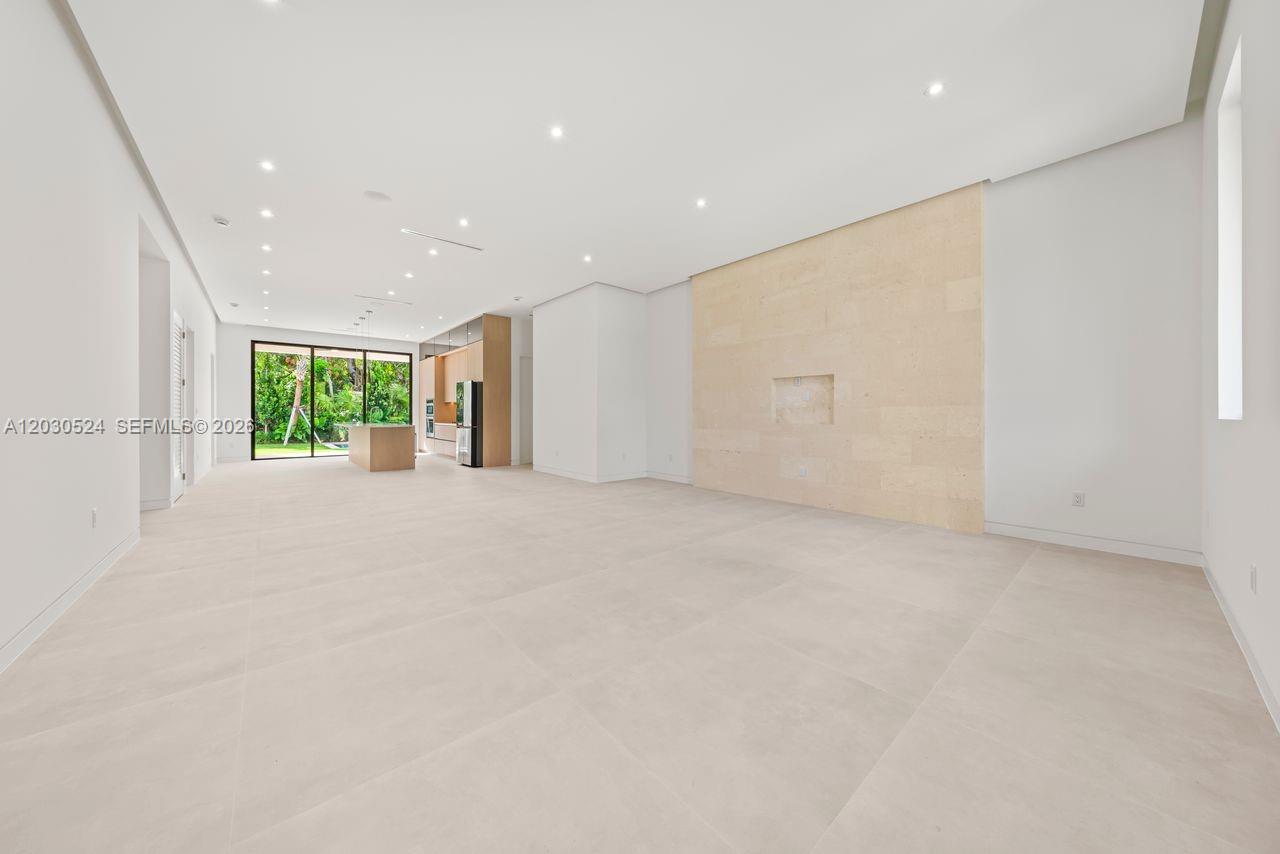 1910 SW 33rd Ave Miami, FL 33145