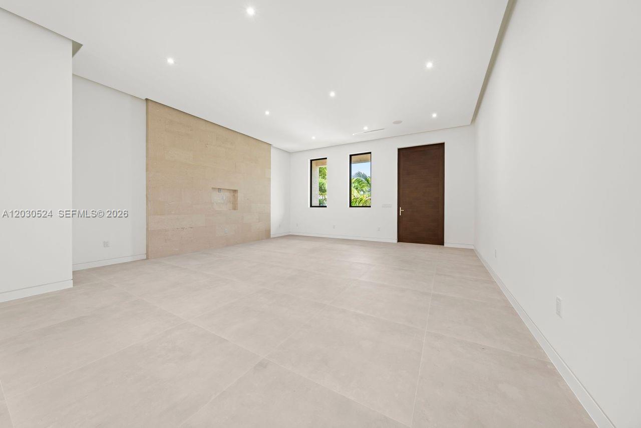 1910 SW 33rd Ave Miami, FL 33145