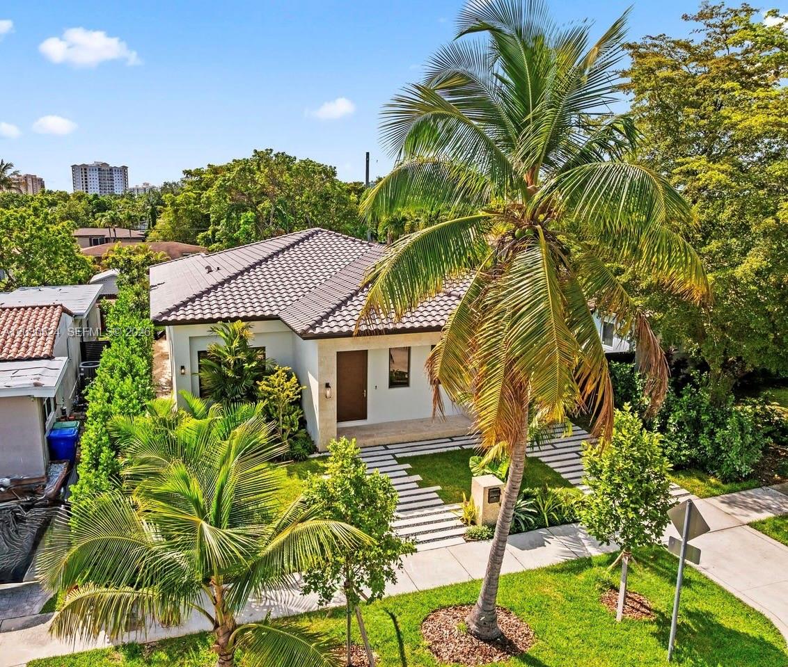 1910 SW 33rd Ave Miami, FL 33145