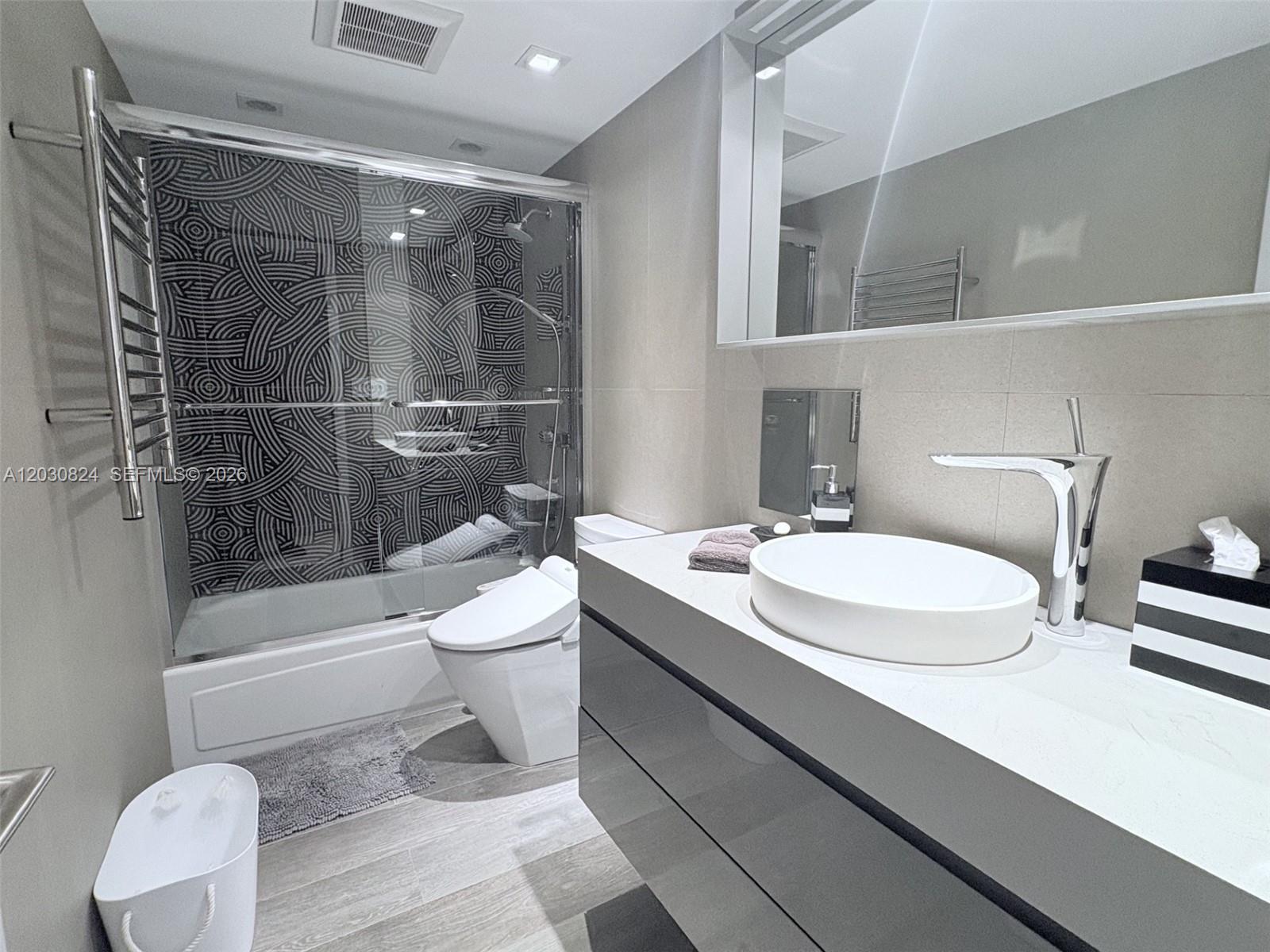 10275 Collins Ave #1522 Bal Harbour, FL 33154