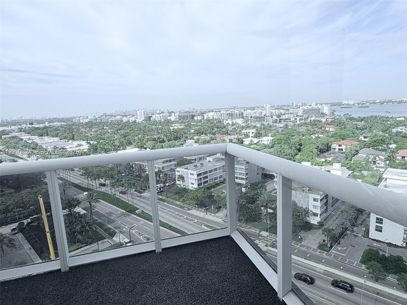 10275 Collins Ave #1522 Bal Harbour, FL 33154