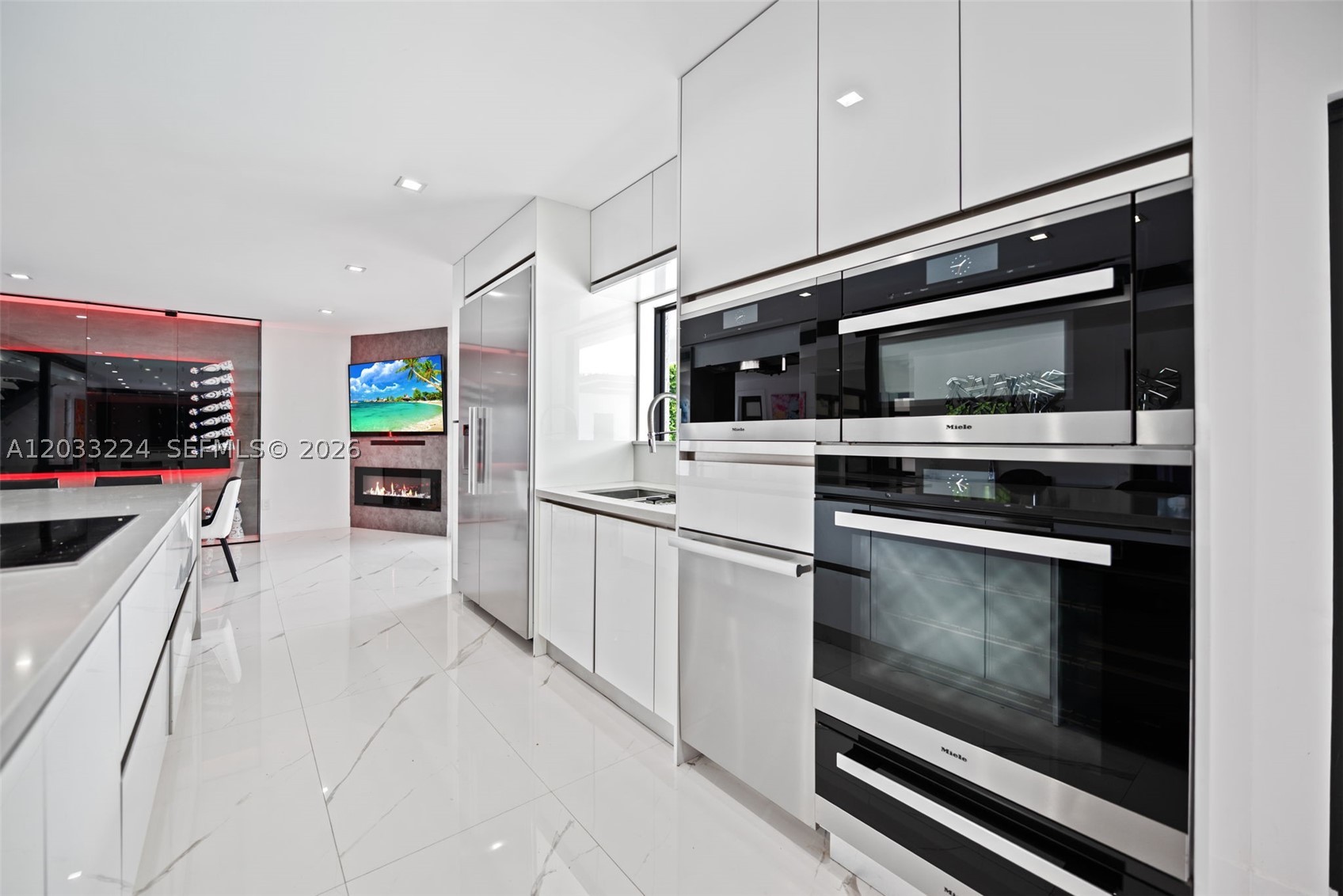 1942 NE 119th North Miami, FL 33181