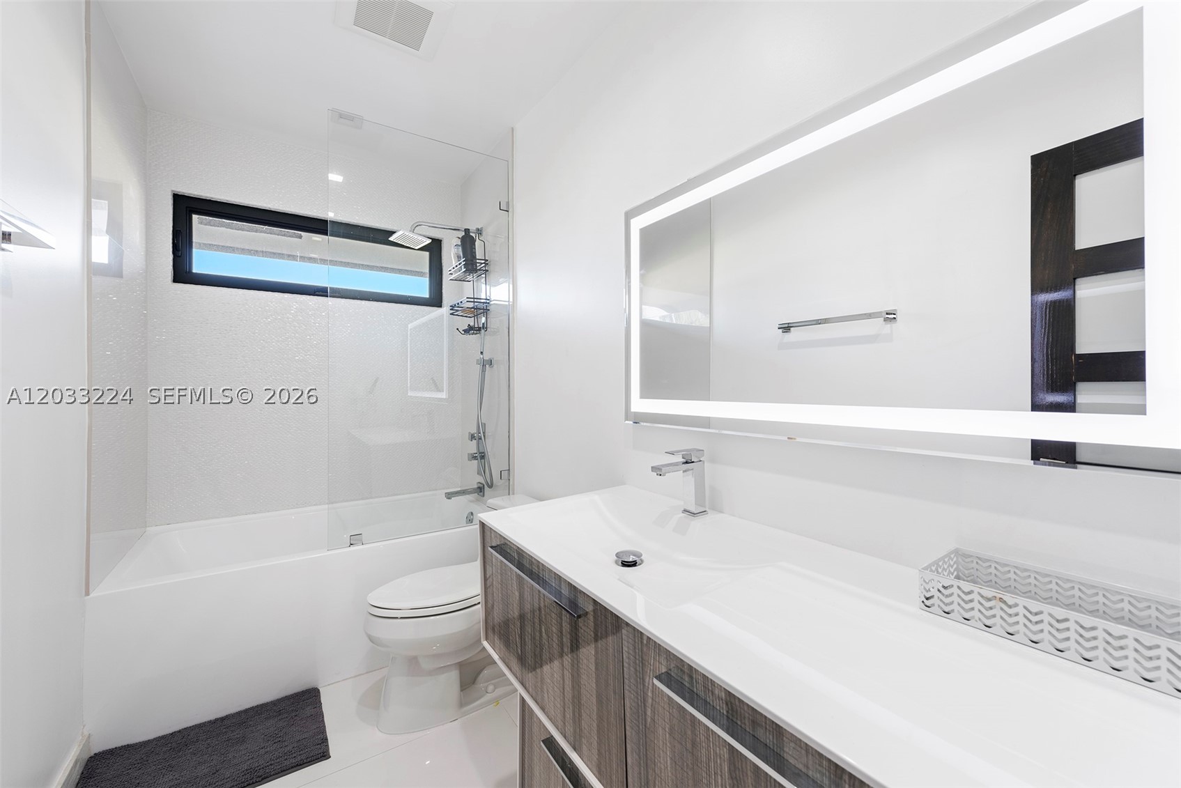 1942 NE 119th North Miami, FL 33181