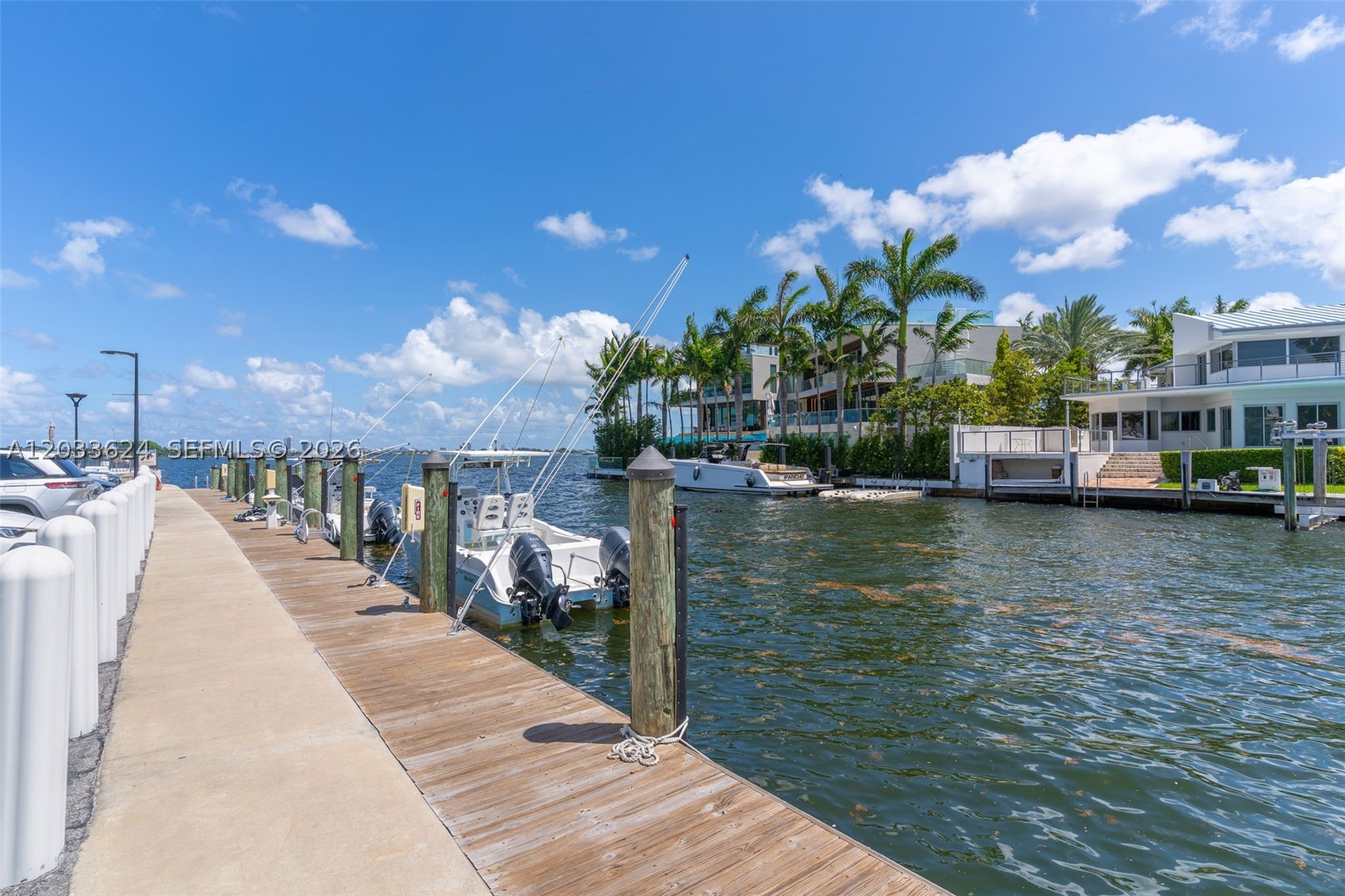 11930 N Bayshore Dr #704