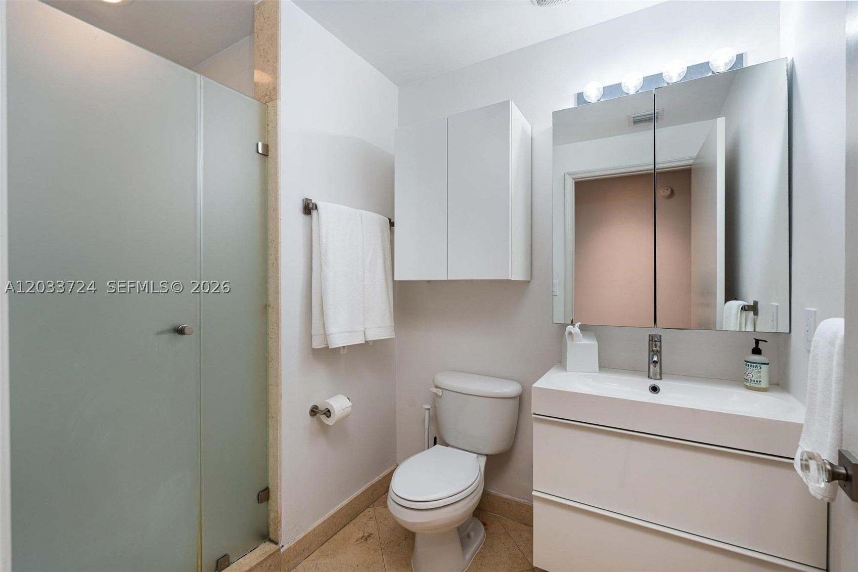 5970 Indian Crk Dr #207 Miami Beach, FL 33140