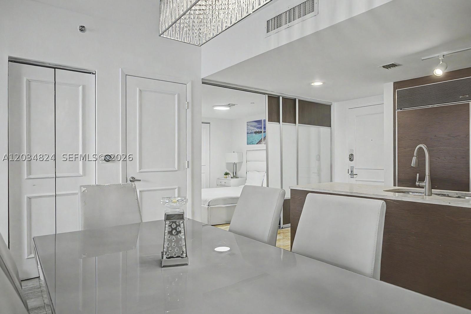 image Icon Brickell III (W Miami)4