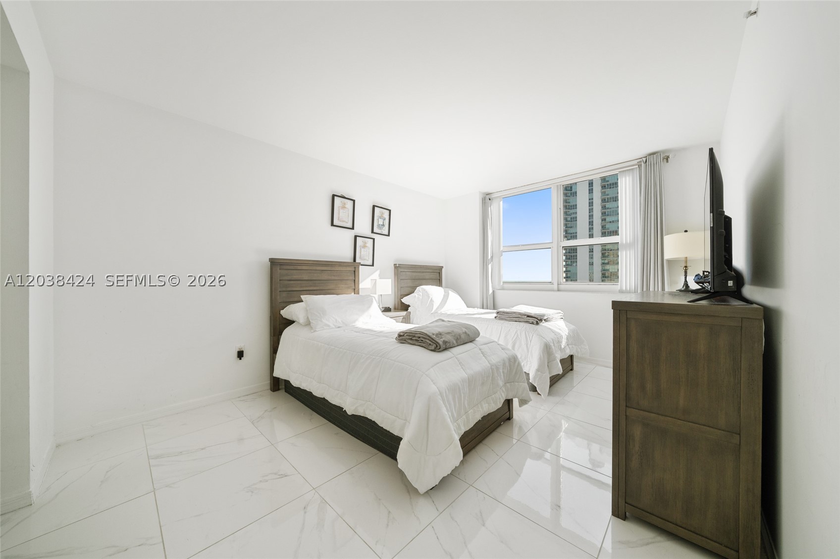image The Mark on Brickell12
