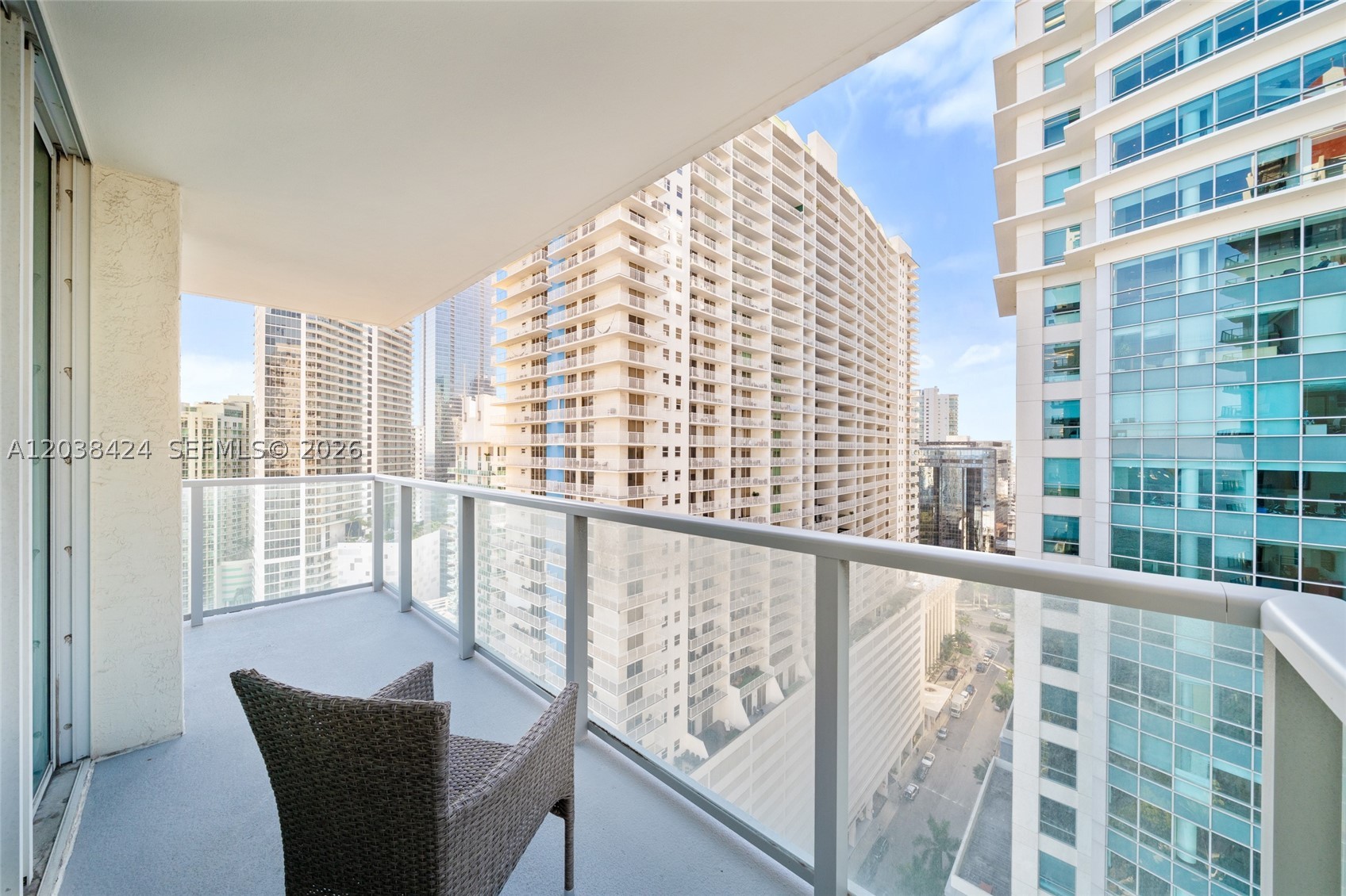 image The Mark on Brickell16
