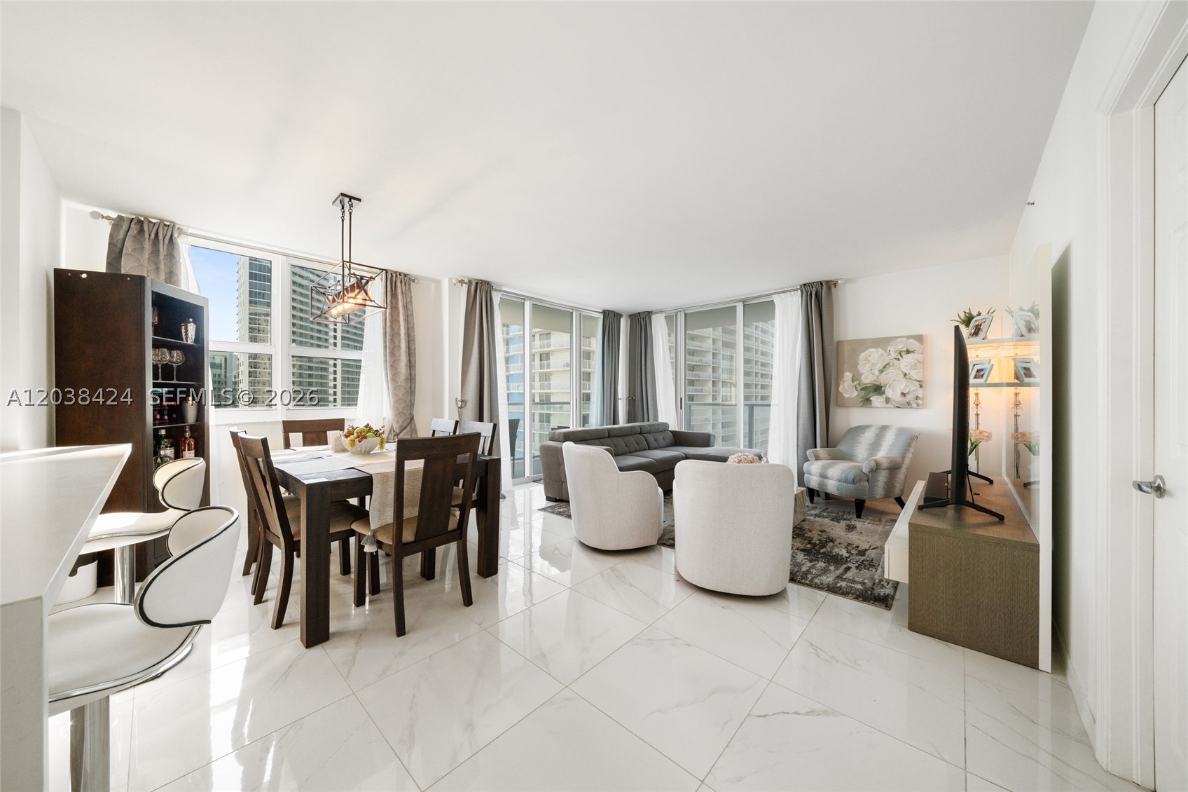 image The Mark on Brickell6