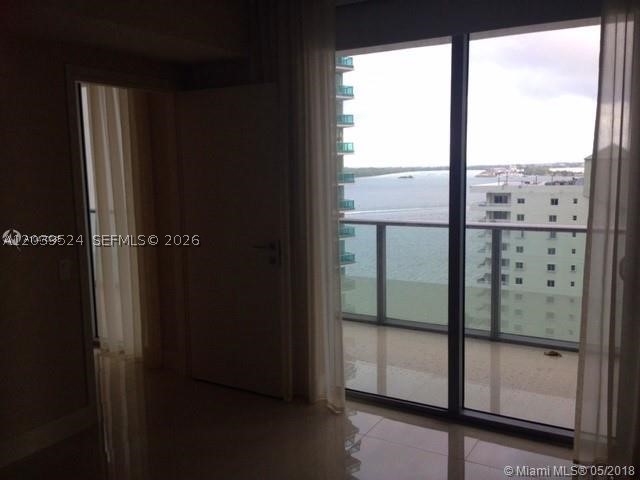 image Brickell House4