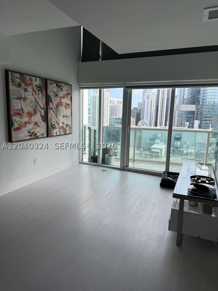 41 SE 5th St #1708 Miami, FL 33131