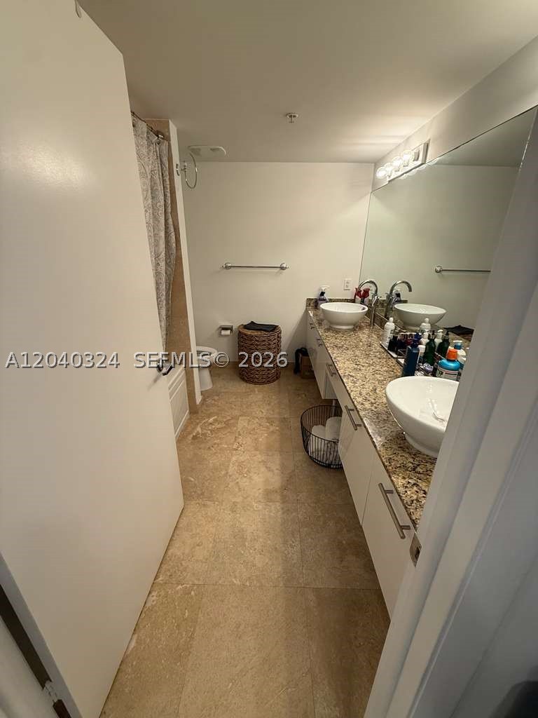 41 SE 5th St #1708 Miami, FL 33131