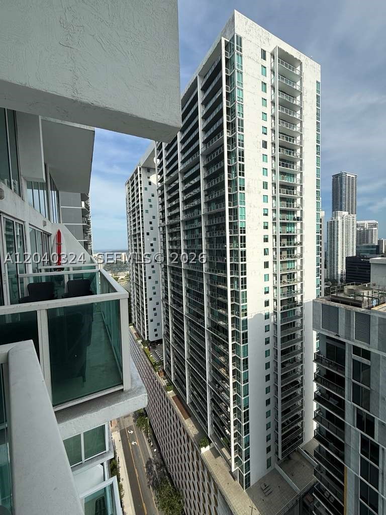 41 SE 5th St #1708 Miami, FL 33131