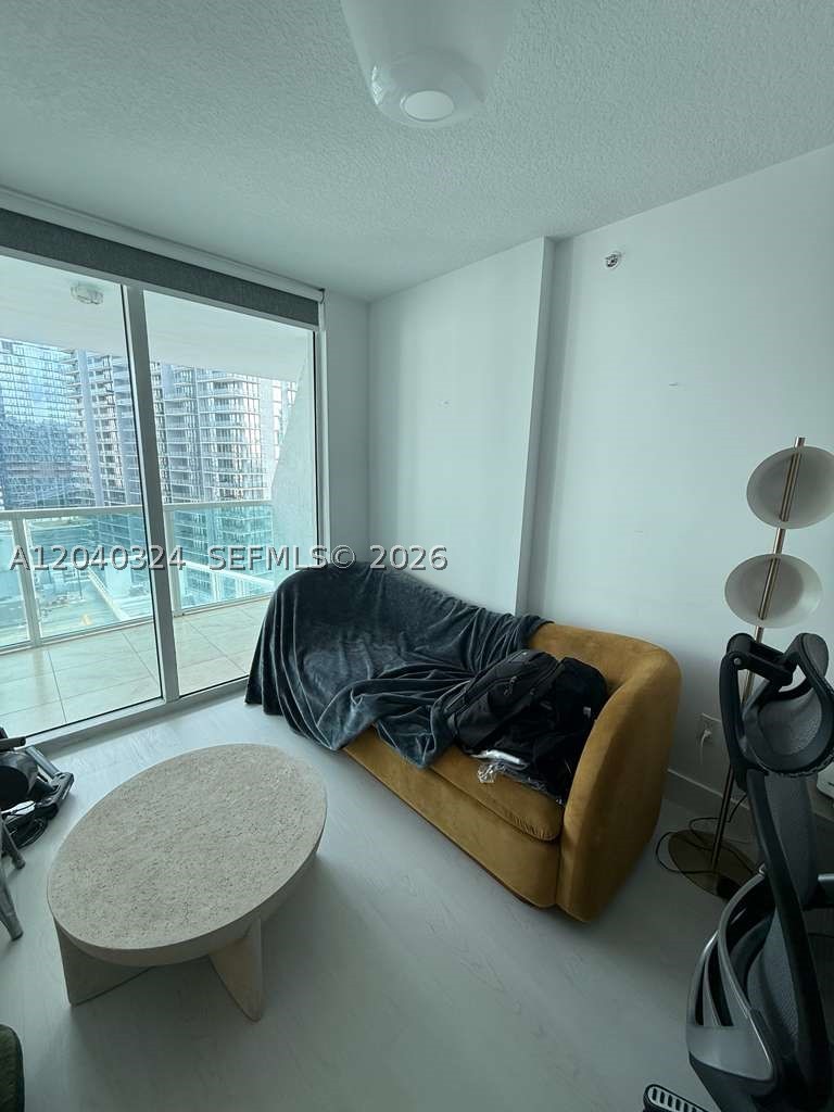 41 SE 5th St #1708 Miami, FL 33131