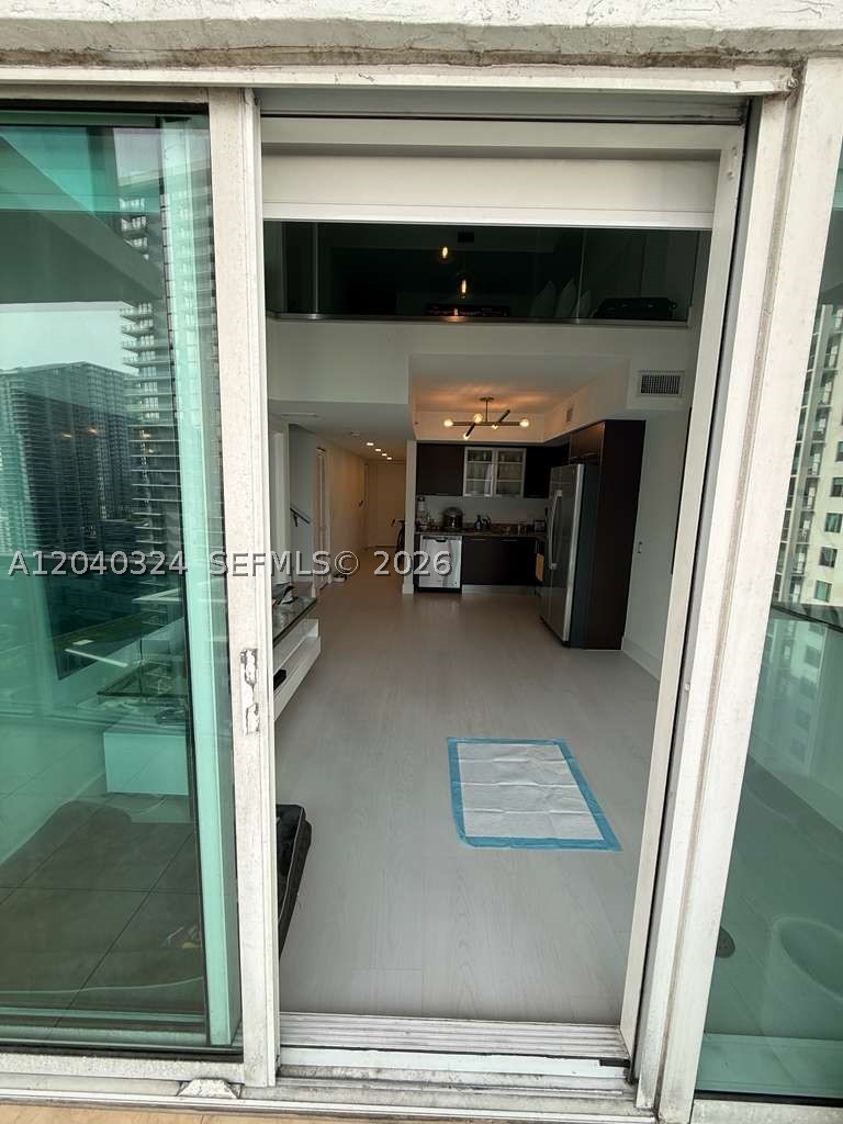 41 SE 5th St #1708 Miami, FL 33131