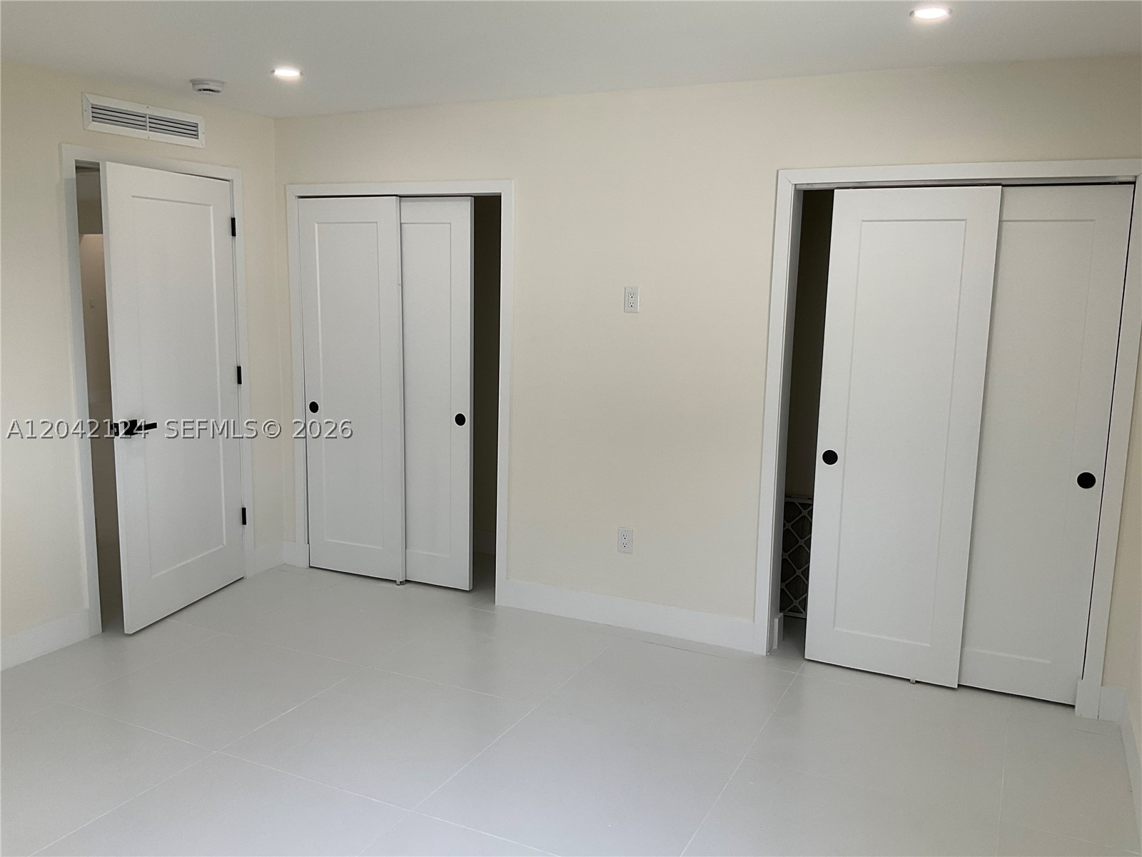 2315 NW 3rd St Miami, FL 33125