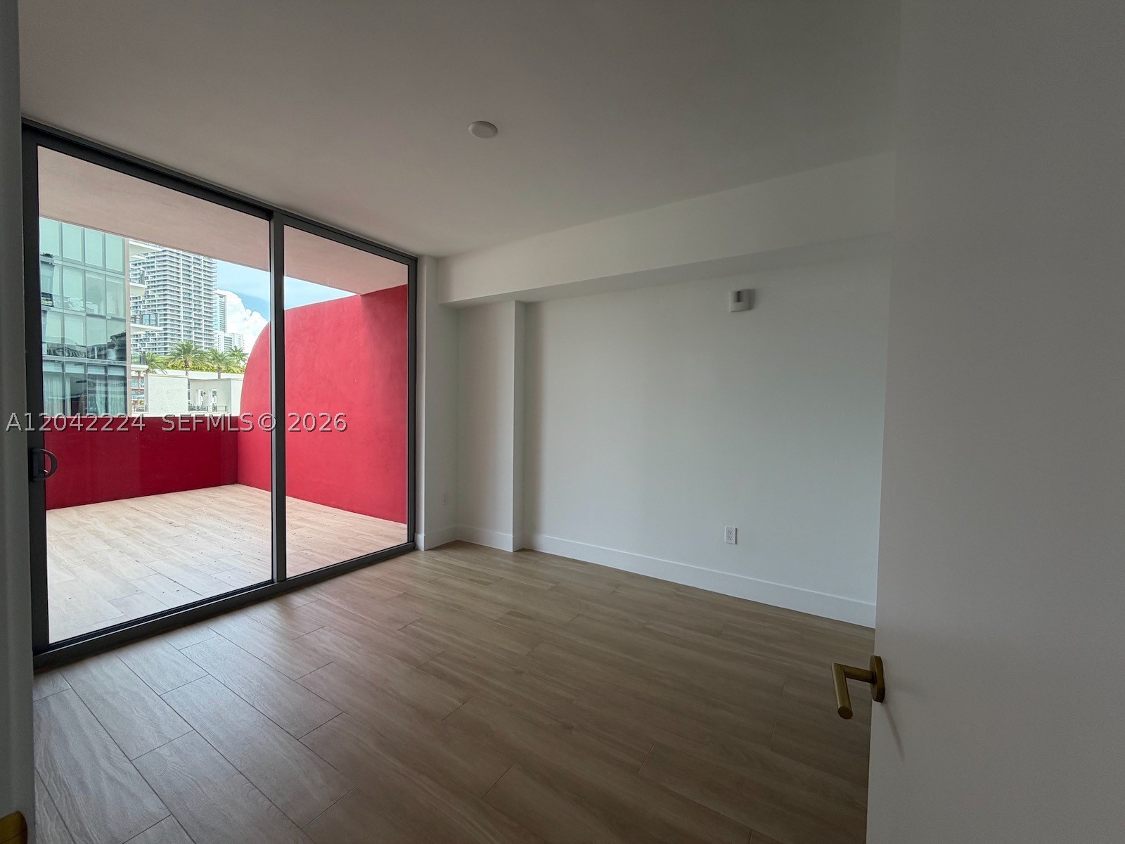 image The Standard Residences Midtown Miami9