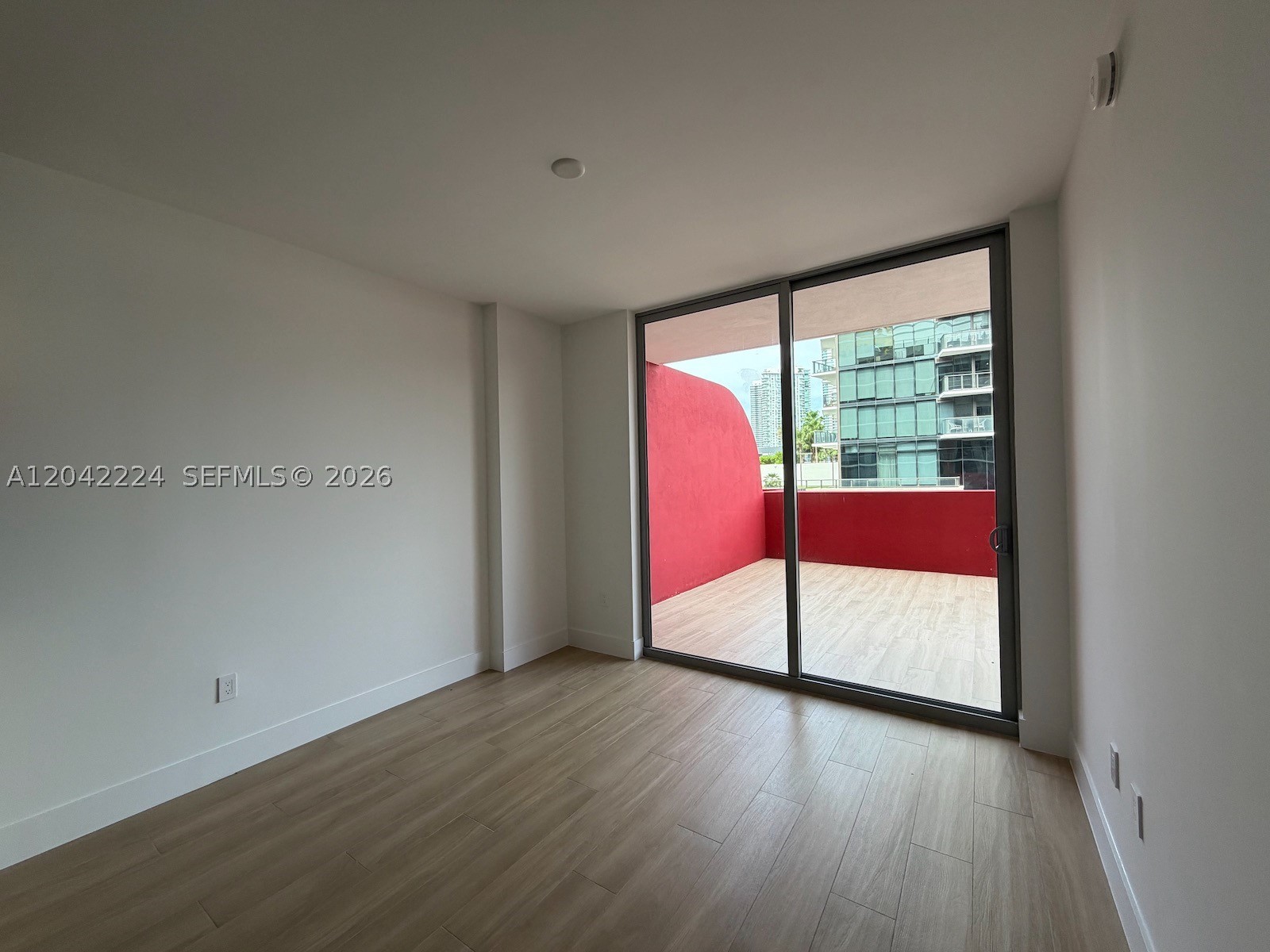 image The Standard Residences Midtown Miami5