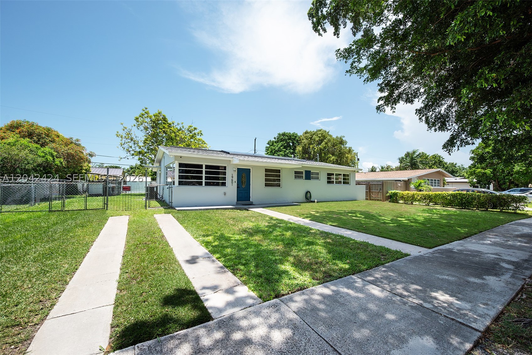 19601 Belview Dr