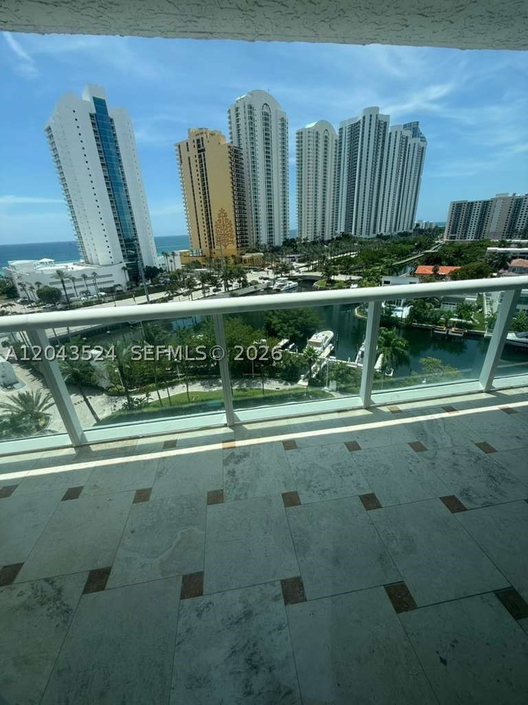 16400 Collins Ave #942 Sunny Isles Beach, FL 33160