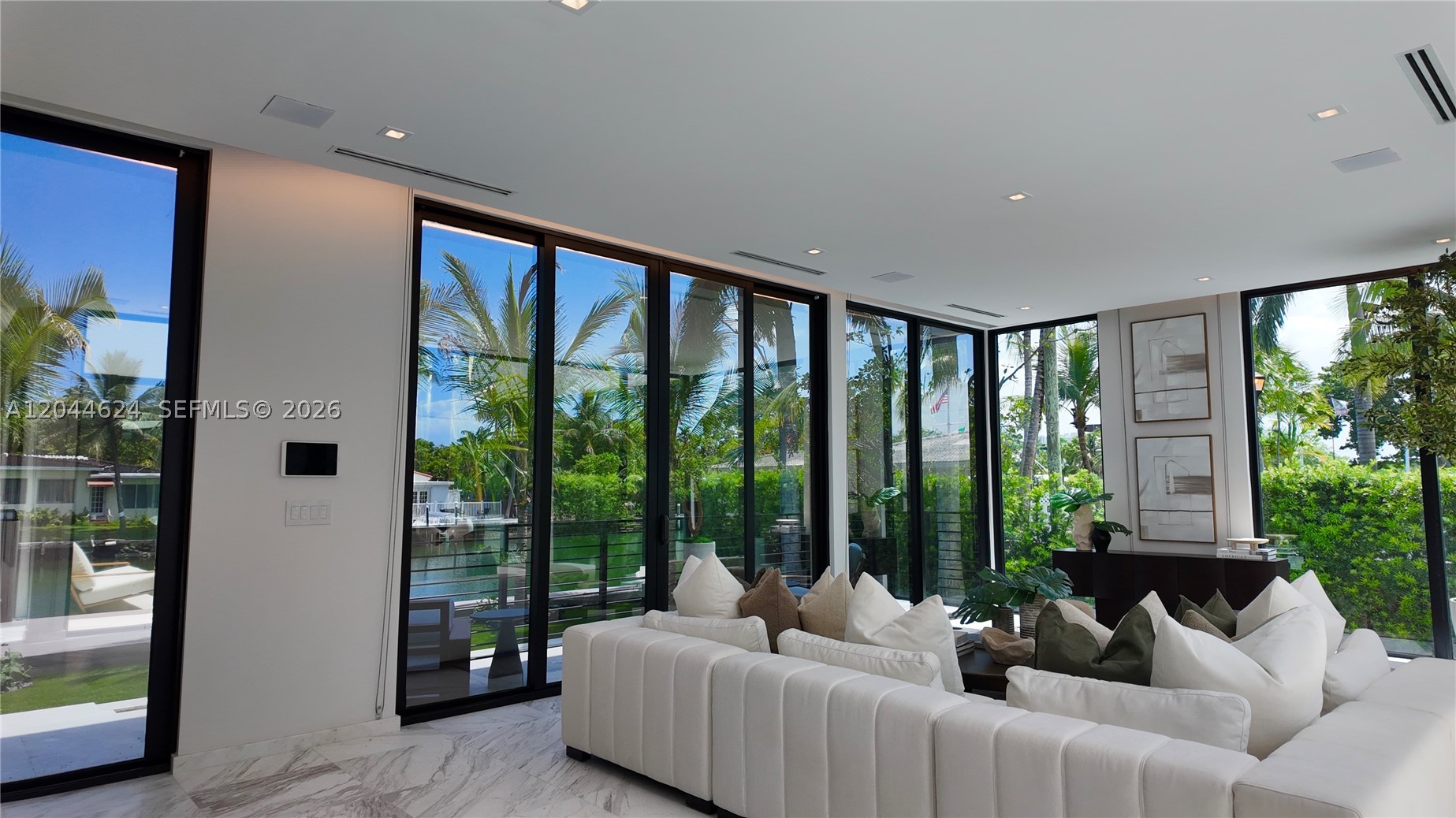 570 S Shore Dr Miami Beach, FL 33141